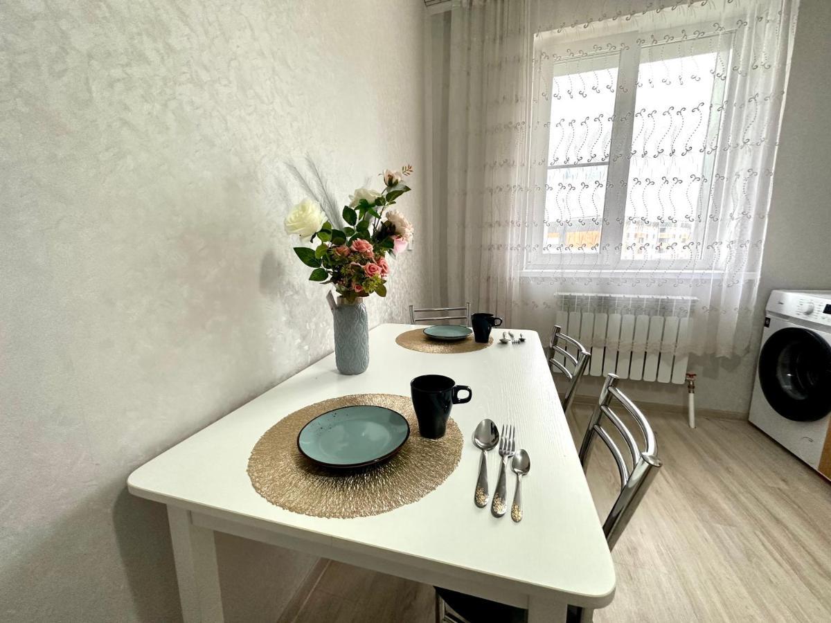1 Комнатная Драмтеатр 1Bedroom Apartment Ust-Kamenogorsk Exterior photo